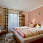 Unternehmen 9 Bild APARTMENT ZILLERRUH ERIKA UND MARKUS KREIDL Verleihunternehmen, Vermietungsunternehmen, Vermittlungsunternehmen am Schwendau 7