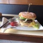 Unternehmen 3 Bild CAFE BAR TREFFPUNKT Hotel-/Gastronomiegewerbe am Landeck 7