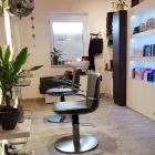 Unternehmen 1 Bild CHRISTINA UNTERBERGER - FRISEUR Kosmetik/Körperpflege am Bad Goisern Am Hallstättersee 4