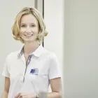 Unternehmen 2 Bild DDR. CLAUDIA HUBER-SANDER Ärzte am Wien 9