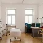 Unternehmen 5 Bild DR. CHRISTIAN SCHILLER Ärzte am Vienna 9