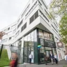 Unternehmen 1 Bild DR. MARK SCHURZ Medizin/Gesundheitswesen am Vienna 9