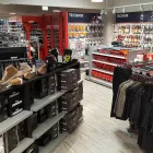 Unternehmen 3 Bild POLO MOTORRAD STORE WIEN Sportartikel Einzelhandel am Wien 9