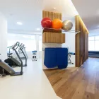 Unternehmen 8 Bild PRAXIS VITALHOCH2 | PHYSIOTHERAPIE . ERGOTHERAPIE Ärzte am Westendorf 7