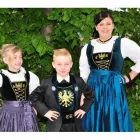 Unternehmen 2 Bild WIPPTALER TRACHTENATELIER TRACHTENBEKLEIDUNG VEREINSKLEIDUNG - REIMAIR-HÄUSLER ANDREA Textil/Bekleidung am Ellbögen 7
