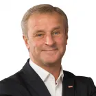 Unternehmen 1 Bild WÜSTENROT FINANZBERATER: HELMUT RABANEK Versicherungswesen am St. Georgen Im Attergau 4