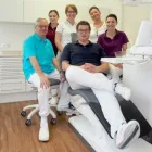 Unternehmen 4 Bild ZAHNARZTPRAXIS OMR DR. GERHART & DDR. MATHIAS BACHMANN Ärzte am Feldkirch 8