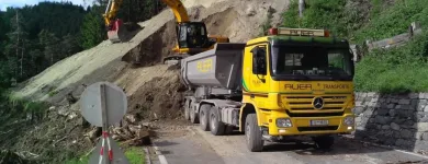 Unternehmen 4 Bild AUER GMBH INT. TRANSPORTE - ERDBAU Transportunternehmen, Fuhrunternehmen am Pfons 7