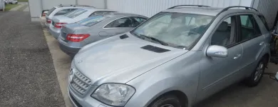 Unternehmen 3 Bild AUTO-UNGER MERCEDES GEBRAUCHT TEILE Reifen Einzelhandel am Gerasdorf 3