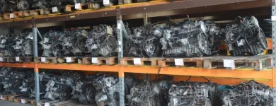 Unternehmen 8 Bild AUTO-UNGER MERCEDES GEBRAUCHT TEILE Reifen Einzelhandel am Gerasdorf 3