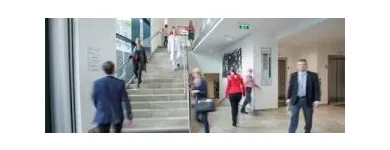 Unternehmen 4 Bild DR. MARK SCHURZ Medizin/Gesundheitswesen am Vienna 9