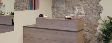 Unternehmen 5 Bild FRISEUR LADEN Kosmetik/Körperpflege am Baden 3