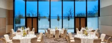 Unternehmen 9 Bild HILTON VIENNA DANUBE WATERFRONT Hotels am Wien 9