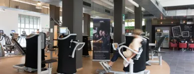 Unternehmen 2 Bild HOLMES PLACE HÜTTELDORF Sport am Wien 9