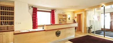 Unternehmen 9 Bild HOTEL MARGARETE MAULTASCH Hotels am Nauders 7