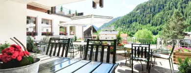 Unternehmen 12 Bild HOTEL MARGARETE MAULTASCH Hotels am Nauders 7