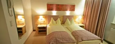 Unternehmen 3 Bild HOTEL-RESTAURANT FORELLENHOF Hotels am Puchberg Am Schneeberg 3