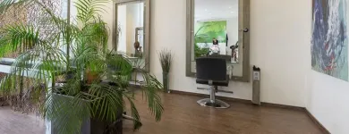 Unternehmen 3 Bild I.N. ROTHEN HAARSTUDIO & KAFFEEBAR Kosmetiksalons am Wien 9