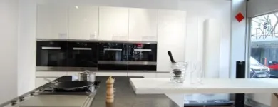 Unternehmen 5 Bild MIELE CENTER SPIELBICHLER Elektronik/Elektrotechnik am Wien 9