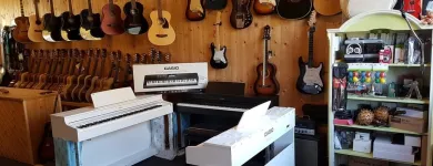 Unternehmen 3 Bild MUSIKHAUS KRAUS Musikschulen, Gesangsschulen am Wiesenfeld 3