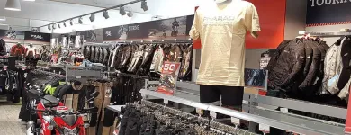 Unternehmen 4 Bild POLO MOTORRAD STORE WIEN Sportartikel Einzelhandel am Wien 9