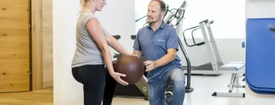 Unternehmen 5 Bild PRAXIS VITALHOCH2 | PHYSIOTHERAPIE . ERGOTHERAPIE Ärzte am Westendorf 7