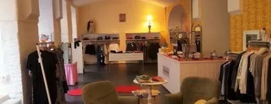 Unternehmen 7 Bild UNTER UMSTÄNDEN Textil/Bekleidung am Wien 9