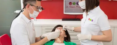 Unternehmen 3 Bild ZAHNARZTPRAXIS DR MED DENT JOACHIM KLIEN MSC. MSC. Ärzte am Dornbirn 8