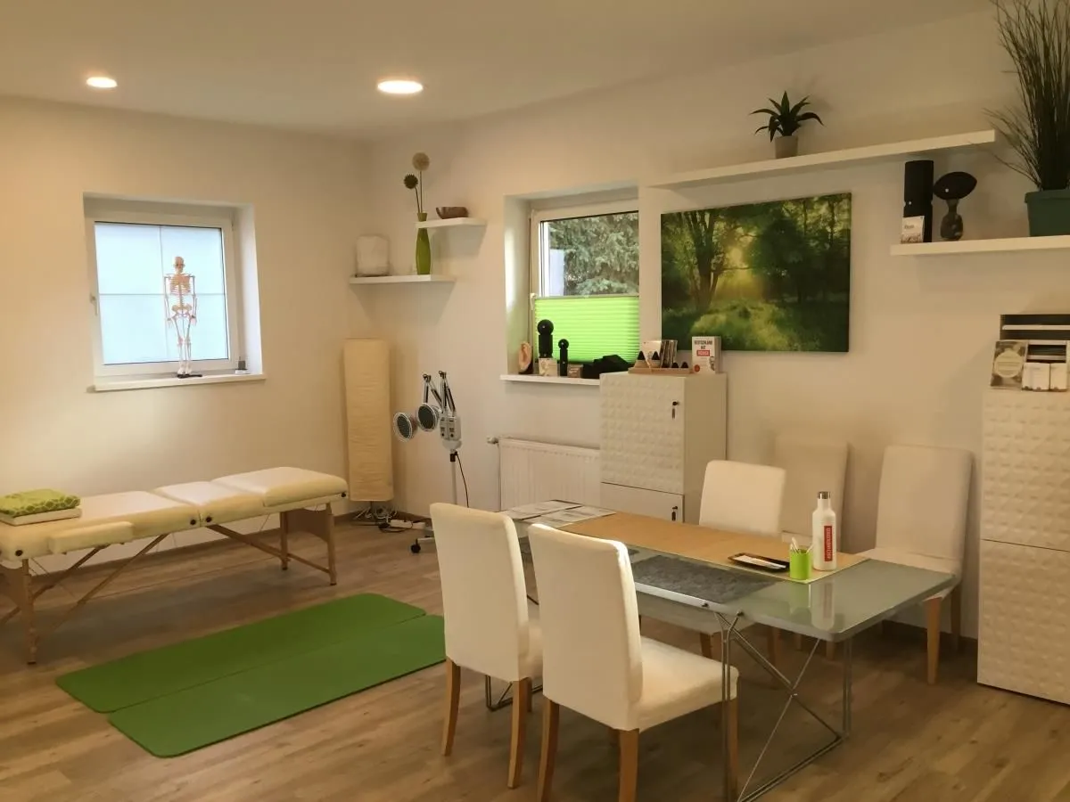 Unternehmen 1 Bild DOMINIC BADER - PHYSIOTHERAPEUT