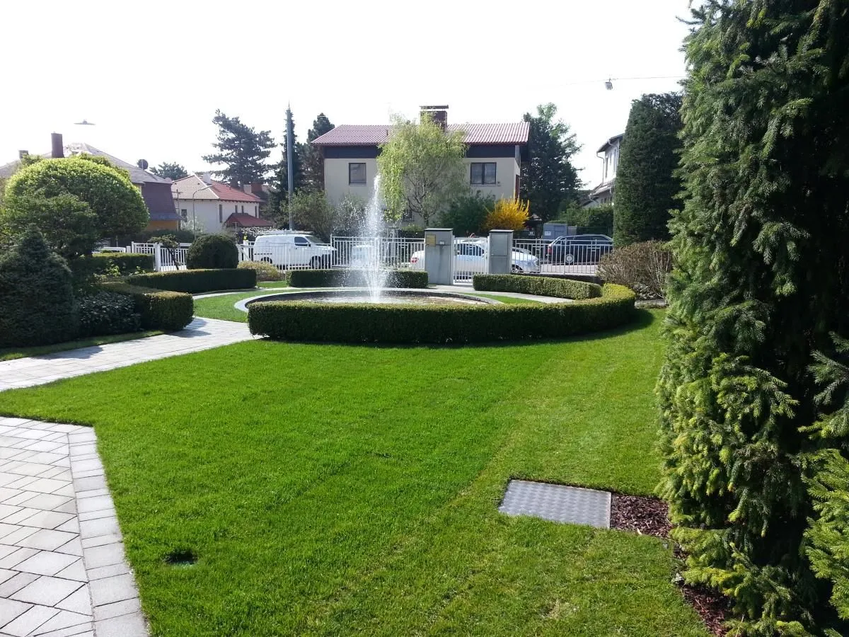 Unternehmen 5 Bild ING. GEROLD REISCHL GARTENGESTALTUNG GMBH