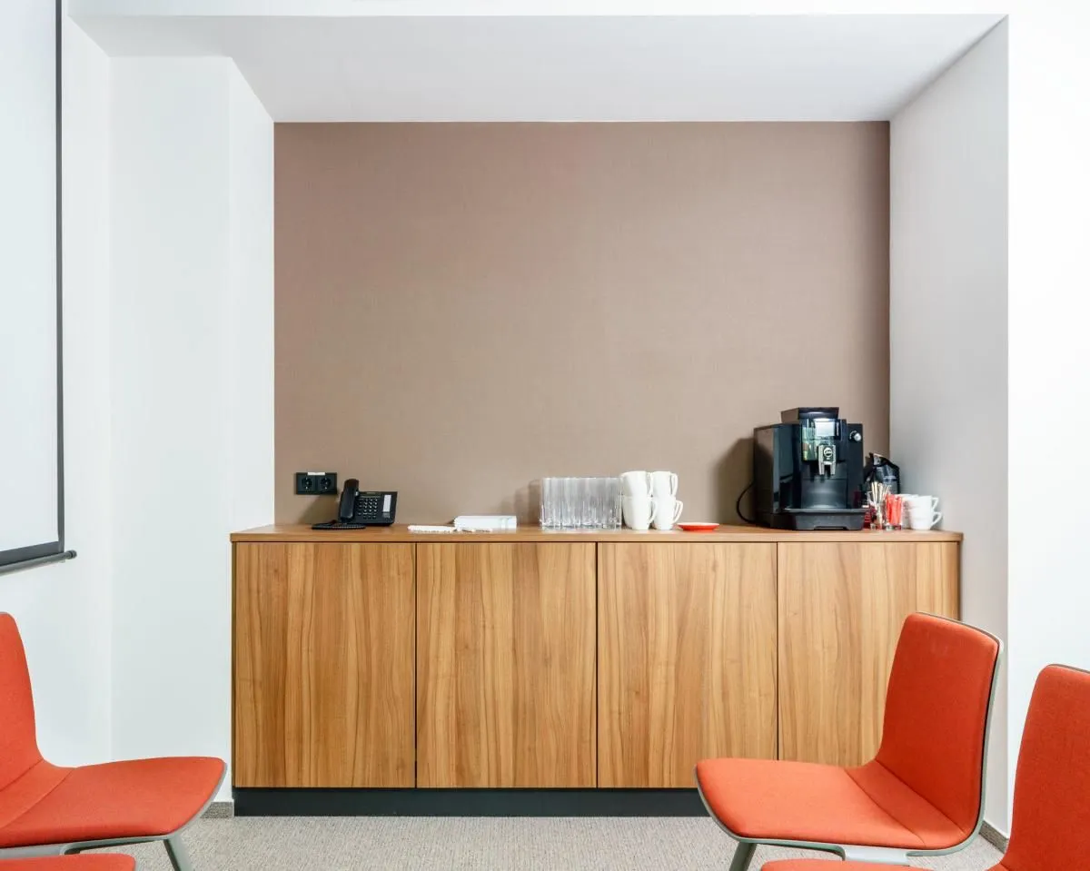 Unternehmen 1 Bild HOLIDAY INN VIENNA - SOUTH