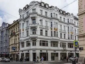 Unternehmen 2 Bild RECHTSANWÄLTE - DR.WALLNÖFER PETER - MAG.SUITNER EVA-BSC - MMMAG. AUER NADJA - DR.BURMANN HARALD EM.