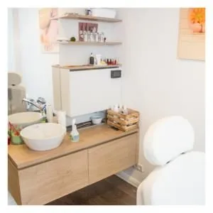 Unternehmen 4 Bild ADLER KOSMETIK