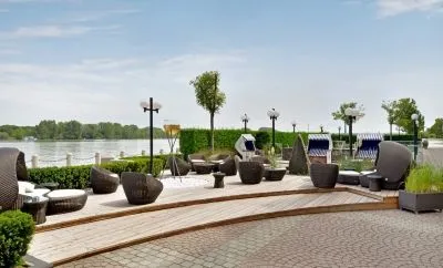 Unternehmen 2 Bild HILTON VIENNA DANUBE WATERFRONT