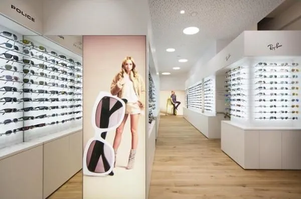 Unternehmen 4 Bild MILLER UNITED OPTICS - IHR OPTIKER & HÖRGERÄTEAKUSTIKER IN INNSBRUCK