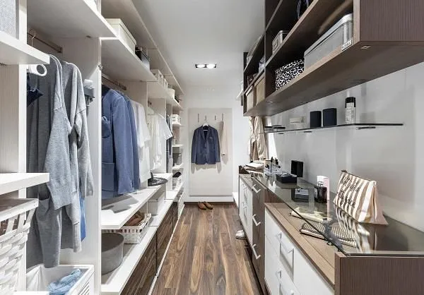 Unternehmen 6 Bild PETER MAX VERTRIEBSGESMBH - MASSMÖBEL FÜRS LEBEN!