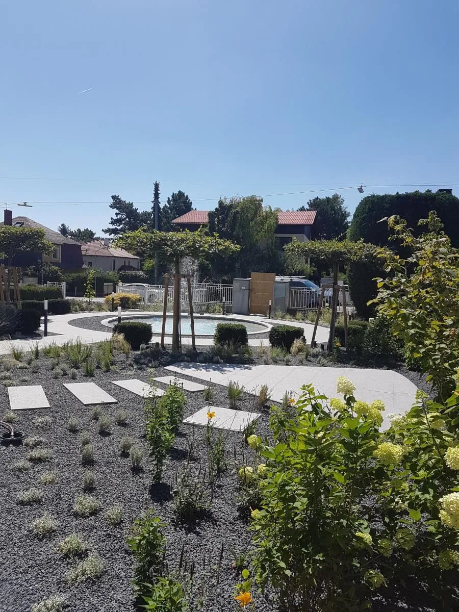 Unternehmen 4 Bild ING. GEROLD REISCHL GARTENGESTALTUNG GMBH