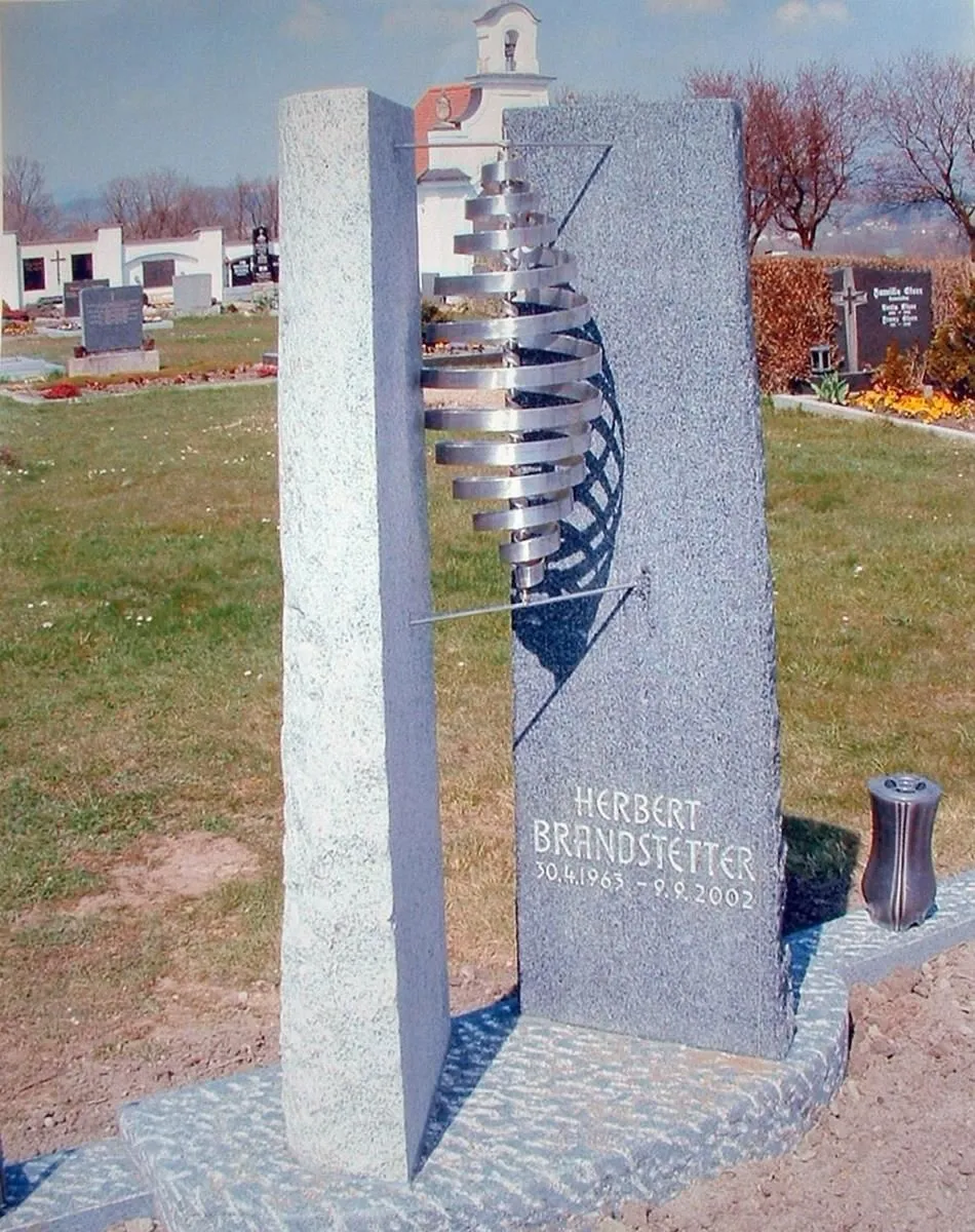 Unternehmen 9 Bild STEINMETZMEISTER ANTON RAFFETSEDER